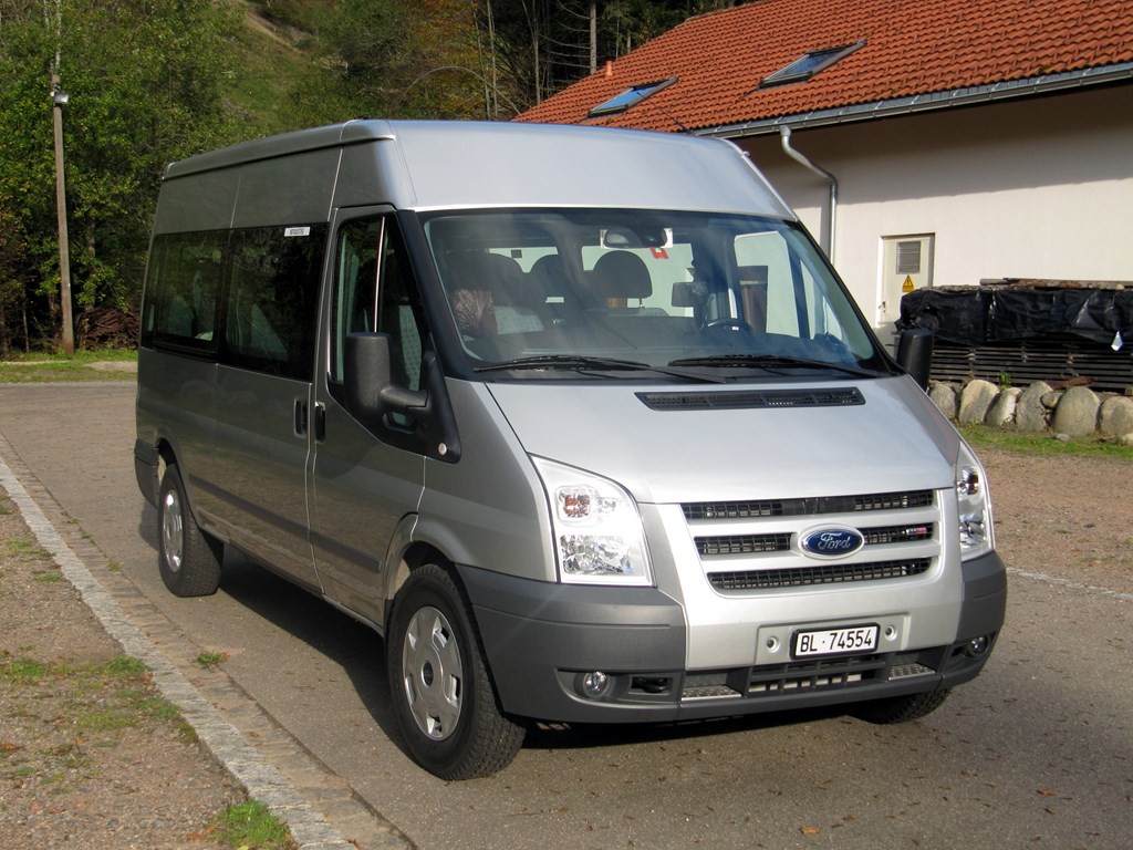 Ford Transit Kleinbus